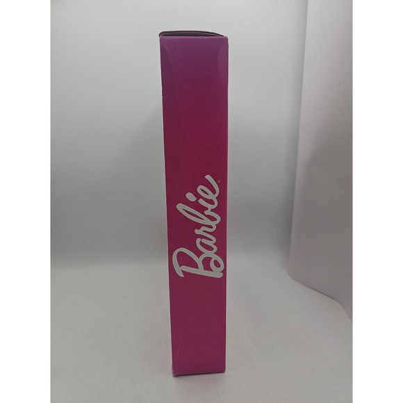 Mattel Barbie Puppy Bath Time Doll Set With Extra Outfits Box Damage - Picture 3 of 9